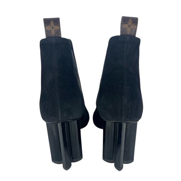 Louis Vuitton Suede Monogram Cap Toe Chelsea 80mm Ankle Boots in Black - Picture 10 of 16